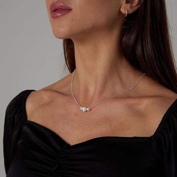 Dainty Freshwater Three Pearl Pendant Necklace 14K Gold Plated Handmade Chain - Picture 4 of 5